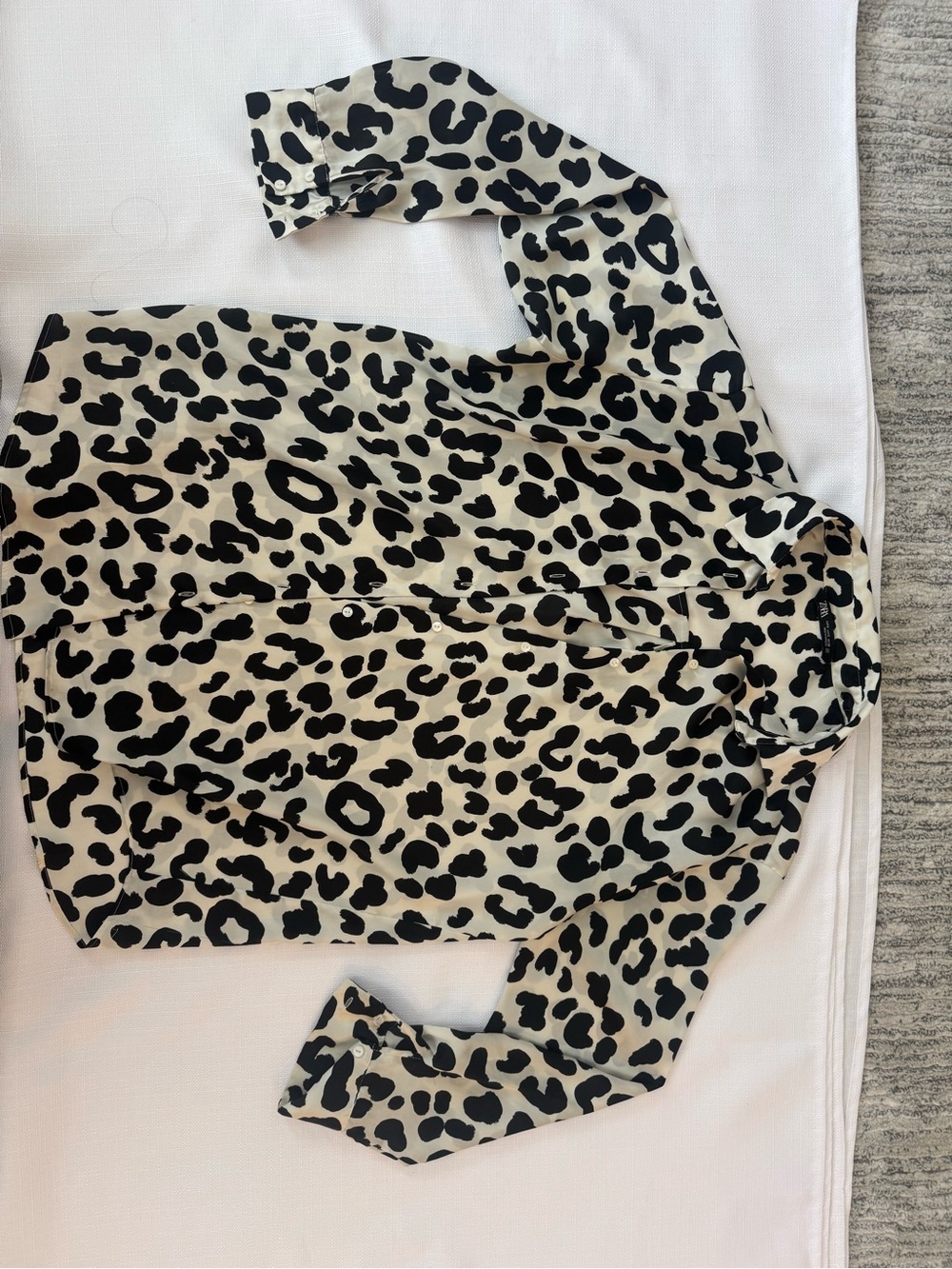 Zara Women’s Leopard Print Top in Black and Cream